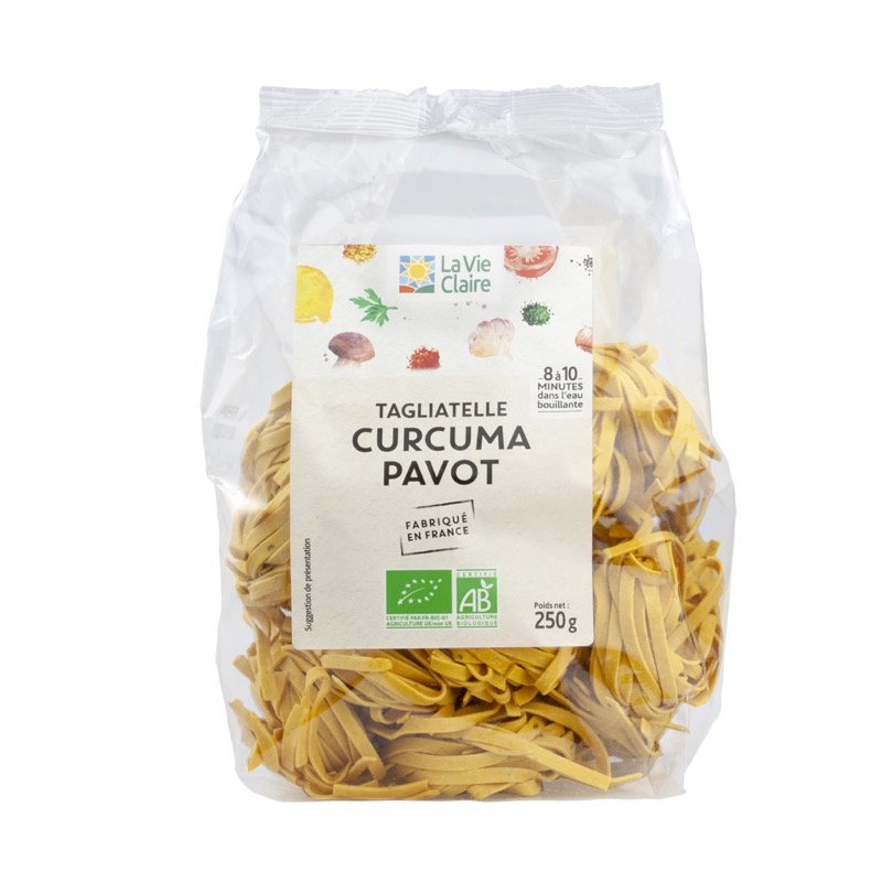 Turmeric/poppy seed tagliatelle